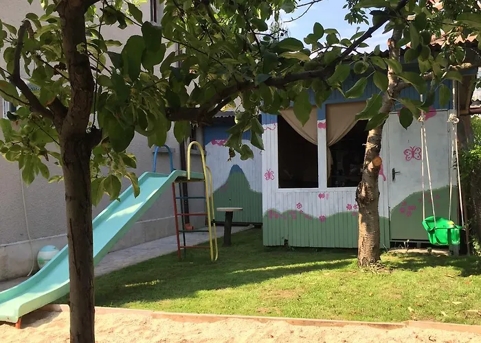 Луксозна вила Elmar