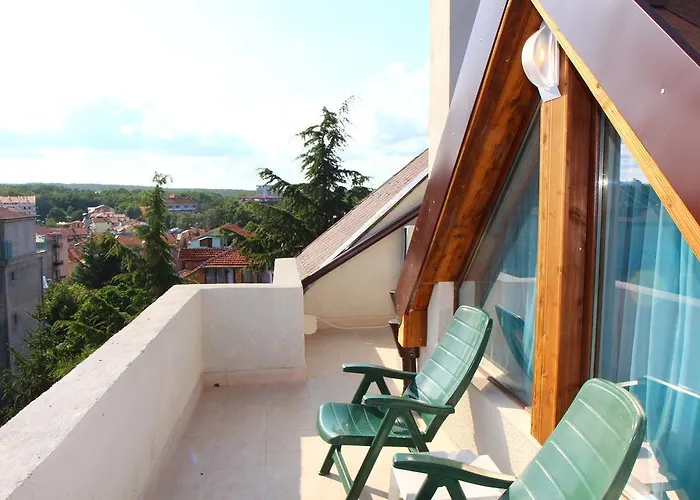 Elmar Луксозна вила