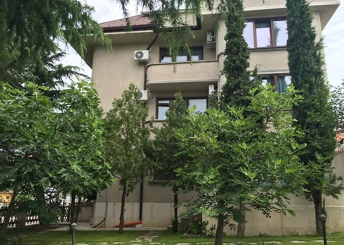 Луксозна вила Elmar